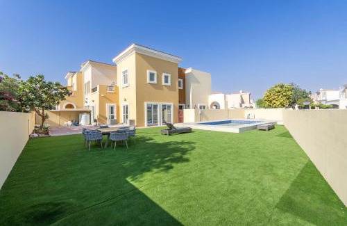 Arabian Ranches Villa | Luxury 4BR Villa-Al Reem 3-Perfect Family Getaway