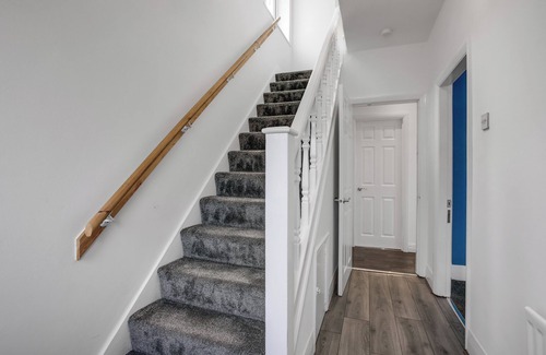 Newcastle-upon-Tyne House | Luxury 5 Bedroom Home in Newcastle