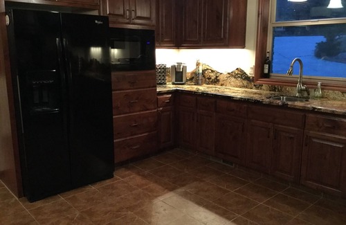 Shaver Lake House | Luxury 5 Bedroom 4.5 Bathroom Shaver Lake Home in Wildflower Village with AC