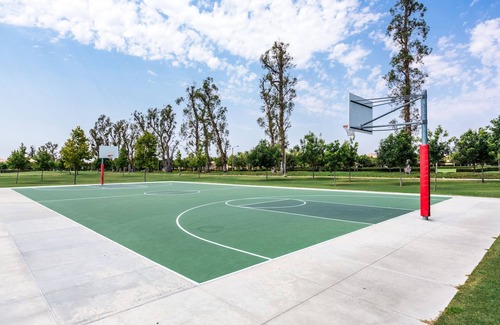Cypress Village House | Luxury 5-Bedroom Home in Irvine, Resort-Style Amenities, 30-Day Stay # 6964