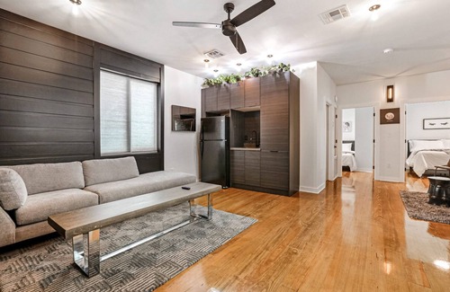 Faubourg Lafayette Villa | Luxury 5 bedroom Modern Villa with private Rooftop