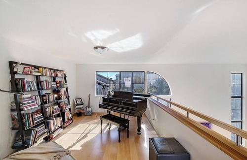Marina Peninsula House | Luxury 5-bedroom house with AC in Marina del Rey