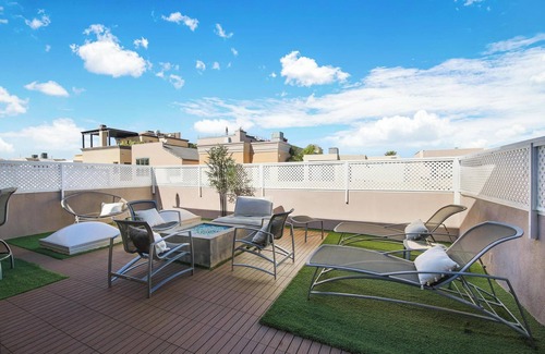 Marina Peninsula House | Luxury 5-bedroom house with AC in Marina del Rey