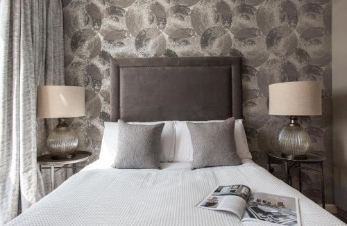 Cathedral Quarter Apartment | Luxury 5* Heart of The City, Fabulous Views