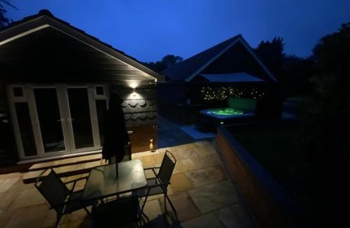 Skegness Villa | Luxury 5* Woodland Retreat, In The Woods.