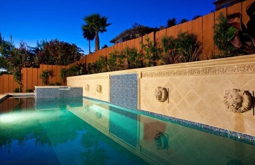 Mission Hills House | Luxury 5BD/4BA Mission Hills/Stunning Rooftop + Skyline Views