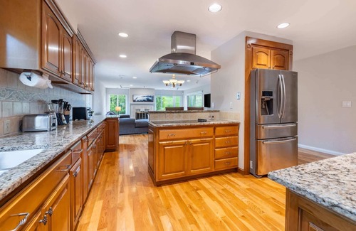 East San Jose House | Luxury 5BR Retreat with Pool, Fire Pit & Valley Views