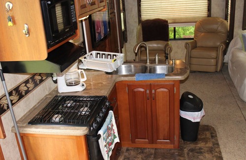 Mentone House | Luxury 5th Wheel Glamping In Style In Historic Mentone, Alabama