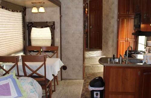 Mentone House | Luxury 5th Wheel Glamping In Style In Historic Mentone, Alabama