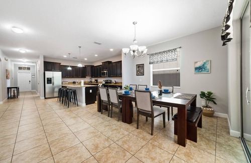 Lindfields Villa | Luxury 6 Bed,5 Bath Villa De Sol in the Gated Paradise Palm Resort, Near Disney!