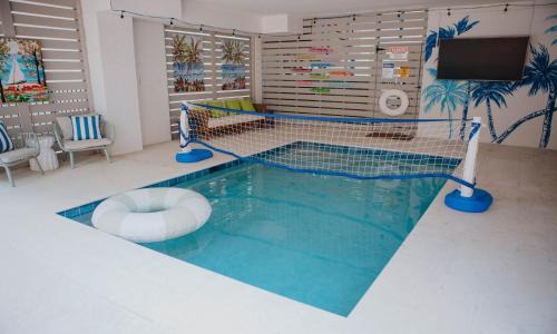 Folly Field House | Luxury 6 Br Sleeps 18 Private Heated Pool Fire Pit