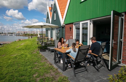 Volendam House | Luxury 6-person bungalow - Extra accessible in the holiday park Landal Volendam