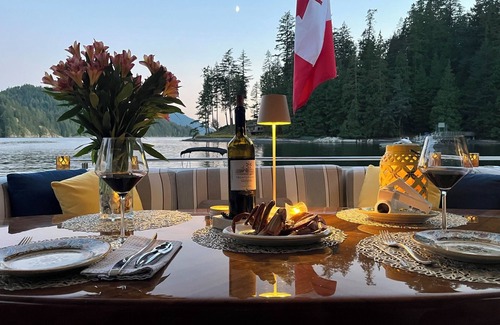 Southeast False Creek Boat Rental | Luxury 72’ MY in Yaletown, Vancouver , BC