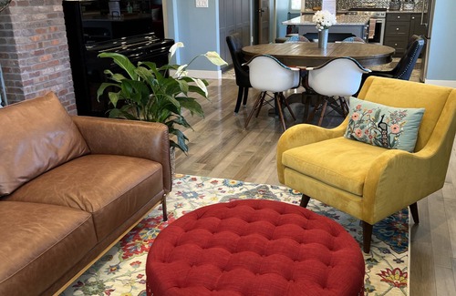 Central Business District House | Luxury Accomodations in 1920's bungalow in Downtown Provo