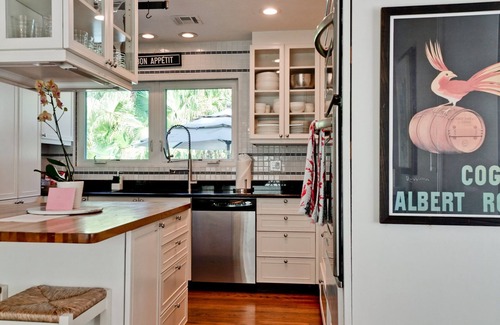 River District House | Luxury along Manatee River, close to Anna Maria beaches, heated pool & spa!