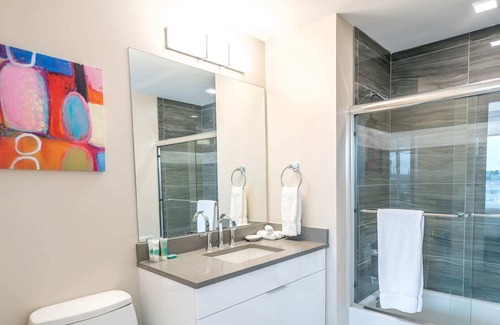 Downtown Apartment | Luxury Apart Downtown With Indoor Pool
