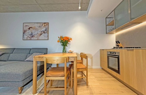 Brunswick Apartment | Luxury Apart in Trendy Brunswick