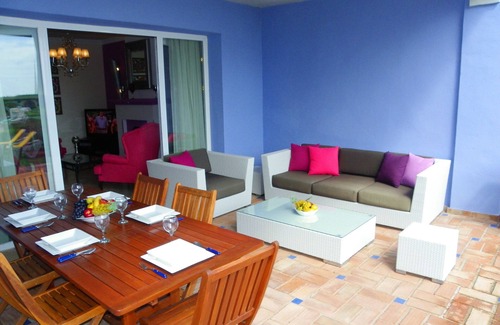 Bahia de Casares Apartment | Luxury apartment on ground floor with sea views, private garden