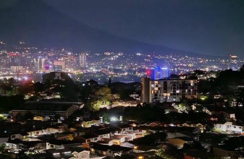 San Salvador Apartment | Luxury Apartment w Panoramic View 2BR, Pool and Gym - Avitat Link Antiguo Cuscatlán