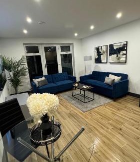 Borehamwood Apartment | Luxury Apartment 3min To Station