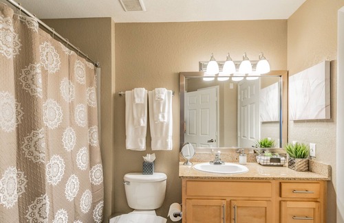Channel District Apartment | Luxury Apartment - all the amenities!