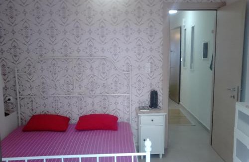 Nea Peramos Apartment | Luxury apartment by the beach