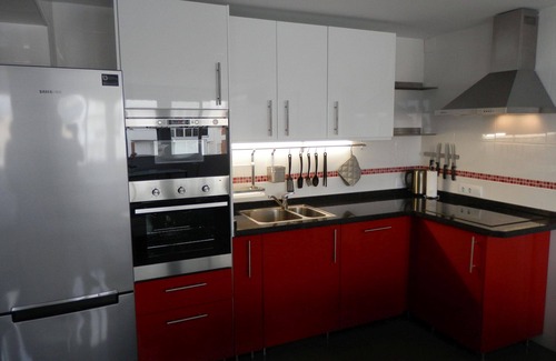 Torre del Mar Apartment | Luxury apartment with stunning sea views very close to the beach (WLAN Smart TV)