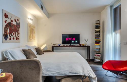 Zona Solari Apartment | Luxury apartment - Free Parking - Duomo-Navigli