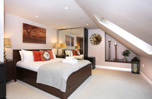 Bonnington Apartment | Luxury Apartment Near Royal Botanic Garden