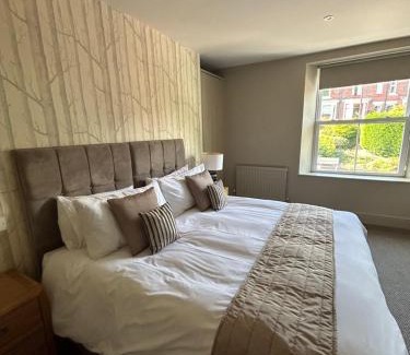 Sheffield Apartment | Luxury Apartment - Great Location