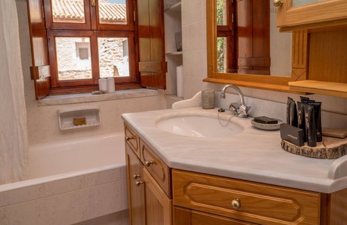 Areopoli Villa | Luxury Apartment, House with character