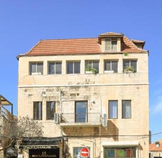 Mahane Israel Apartment | Luxury Apartment