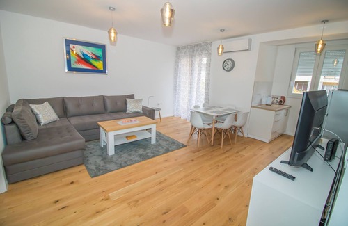 Mostar Apartment | Luxury Apartment in City Center II