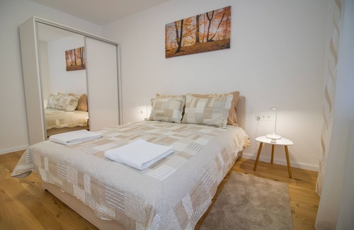 Mostar Apartment | Luxury Apartment in City Center II