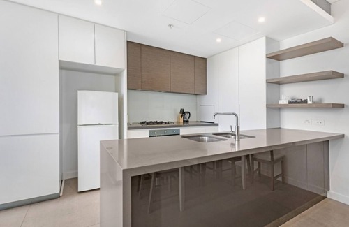 Waterloo Apartment | luxury apartment in the heart of zetland(green square)