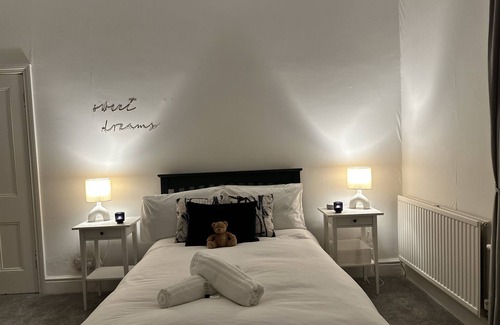 Heswall Apartment | Luxury apartment in the heart of Heswall