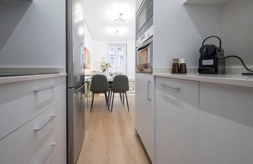 Justicia Apartment | Luxury Apartment in the Heart of Gran Via