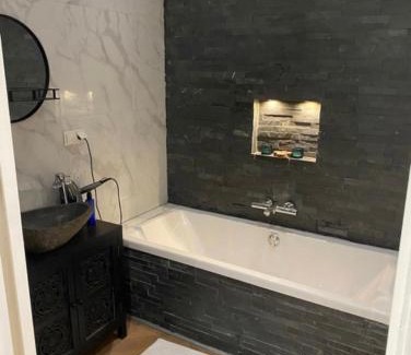De Pijp Apartment | Luxury apartment in the pijp near the Rai