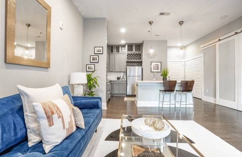 North Decatur Apartment | Luxury Apartment Near Emory Hospital & University