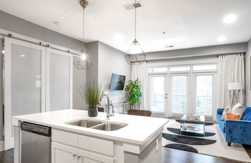 North Decatur Apartment | Luxury Apartment Near Emory Hospital & University