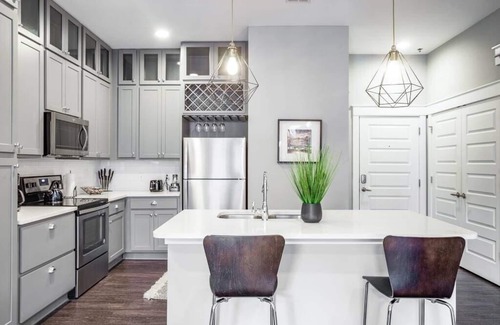 North Decatur Apartment | Luxury Apartment Near Emory Hospital & University