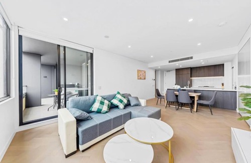 Macquarie Park Apartment | Luxury Apartment Overlooking Macquarie University