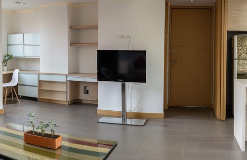 Lalinde House | Luxury Apartment w/PANORAMIC Views 🌃 Lleras Park