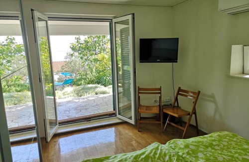 Okrug Donji Apartment | Luxury apartment with own terrace and sea view