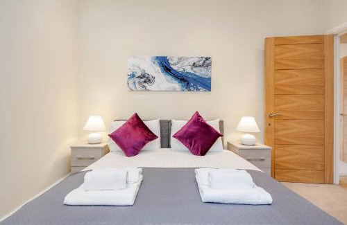 Maidenhead Apartment | Luxury Apartments 2 Bedrooms Central Maidenhead