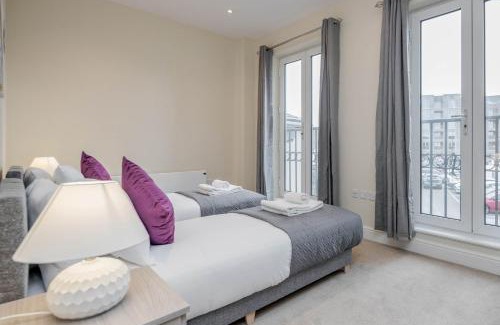 Maidenhead Apartment | Luxury Apartments 2 Bedrooms Central Maidenhead