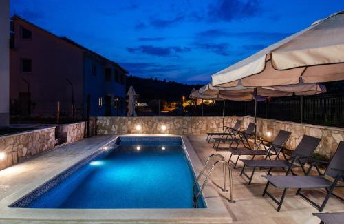 Razanj Apartment | Luxury apartments Alkar with swimming pool