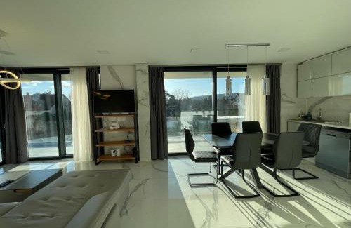 Balatonalmadi Apartment | Luxury Apartments in Balatonalmádi, Almádi Lux Apartman II - Crystal White