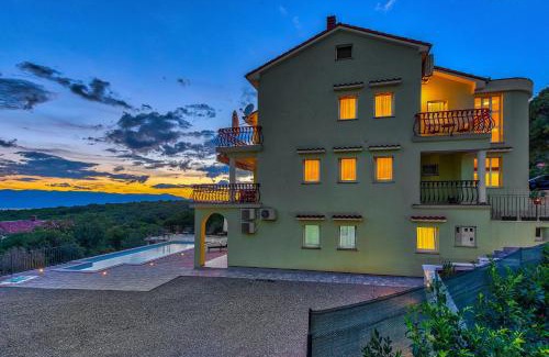 Kostrena Apartment | Luxury apartments Kostrena with pool