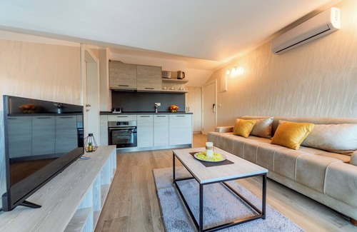 Kaluđerac Apartment | Luxury Apartments Queen